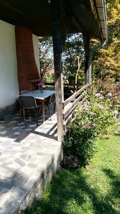 Villa Takovo - Odmor U Selu Gornji Milanovac Exterior foto